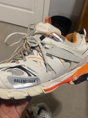 Balenciaga tracks